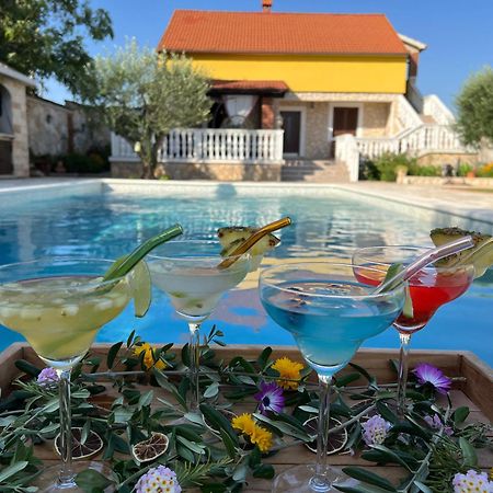 Holiday Home Iva With Pool Сукошан Экстерьер фото