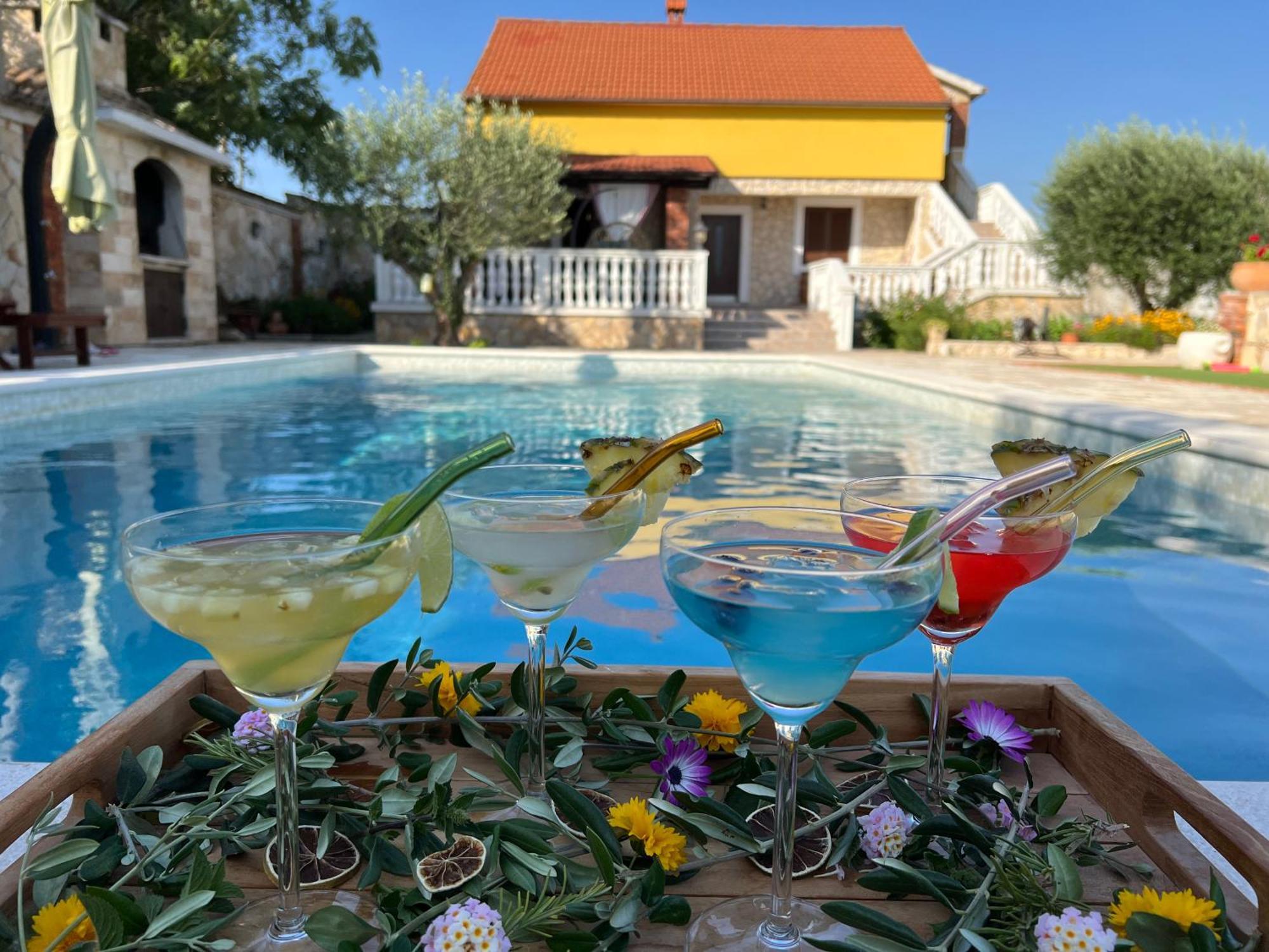 Holiday Home Iva With Pool Сукошан Экстерьер фото