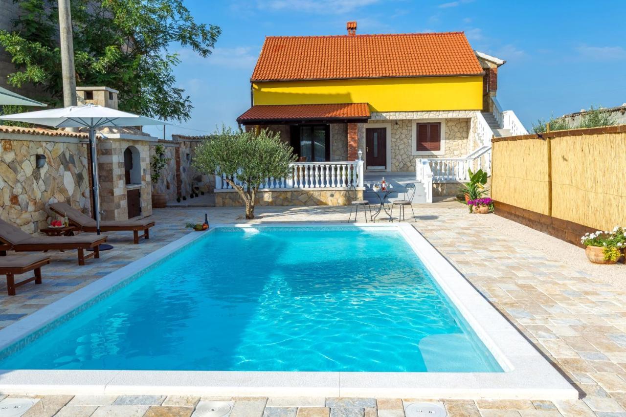 Holiday Home Iva With Pool Сукошан Экстерьер фото