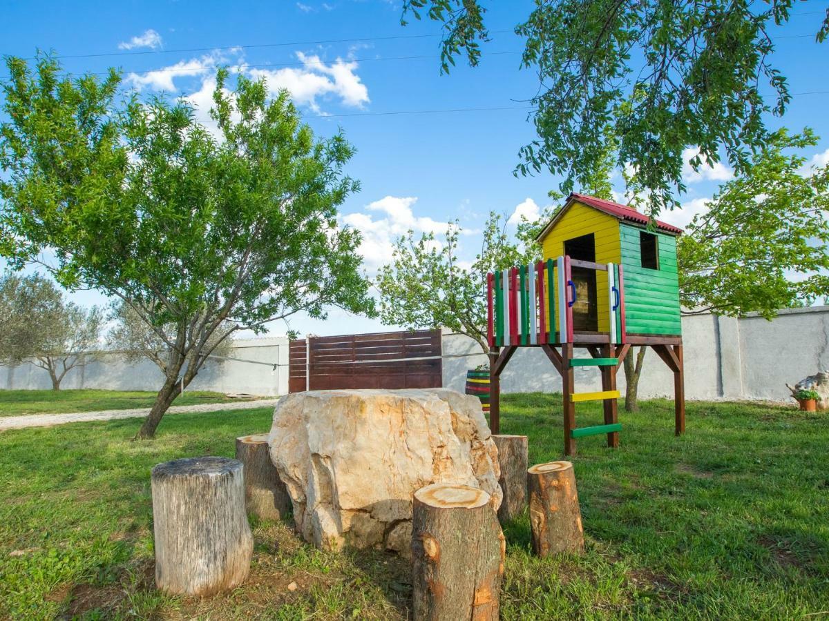 Holiday Home Iva With Pool Сукошан Экстерьер фото